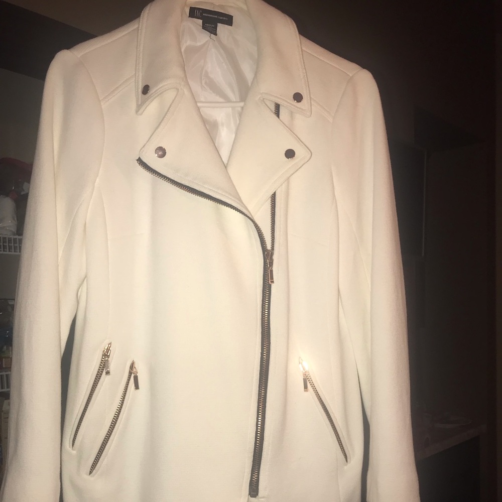 Gorgeous white/cream women’s Pea Coat EUC